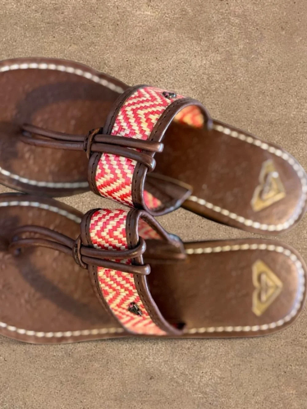 Vintage Y2K Roxy Platform Flip Flop Sandals Brown